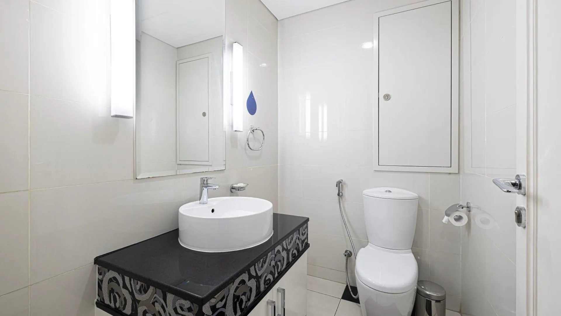 Damac Maison Mall Street! 2 Bedroom, 1-Minute To Dubai Mall! 0*,