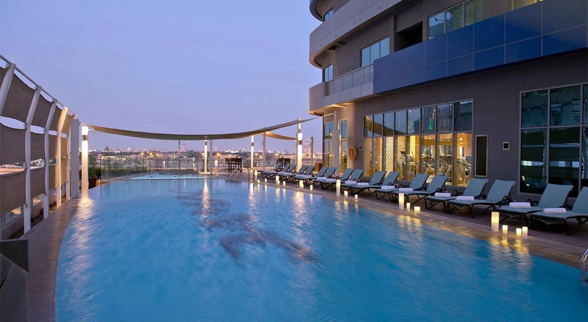 Apartment Damac Maison Mall Street! 2 Bedroom, 1-Minute To Dubai Mall!