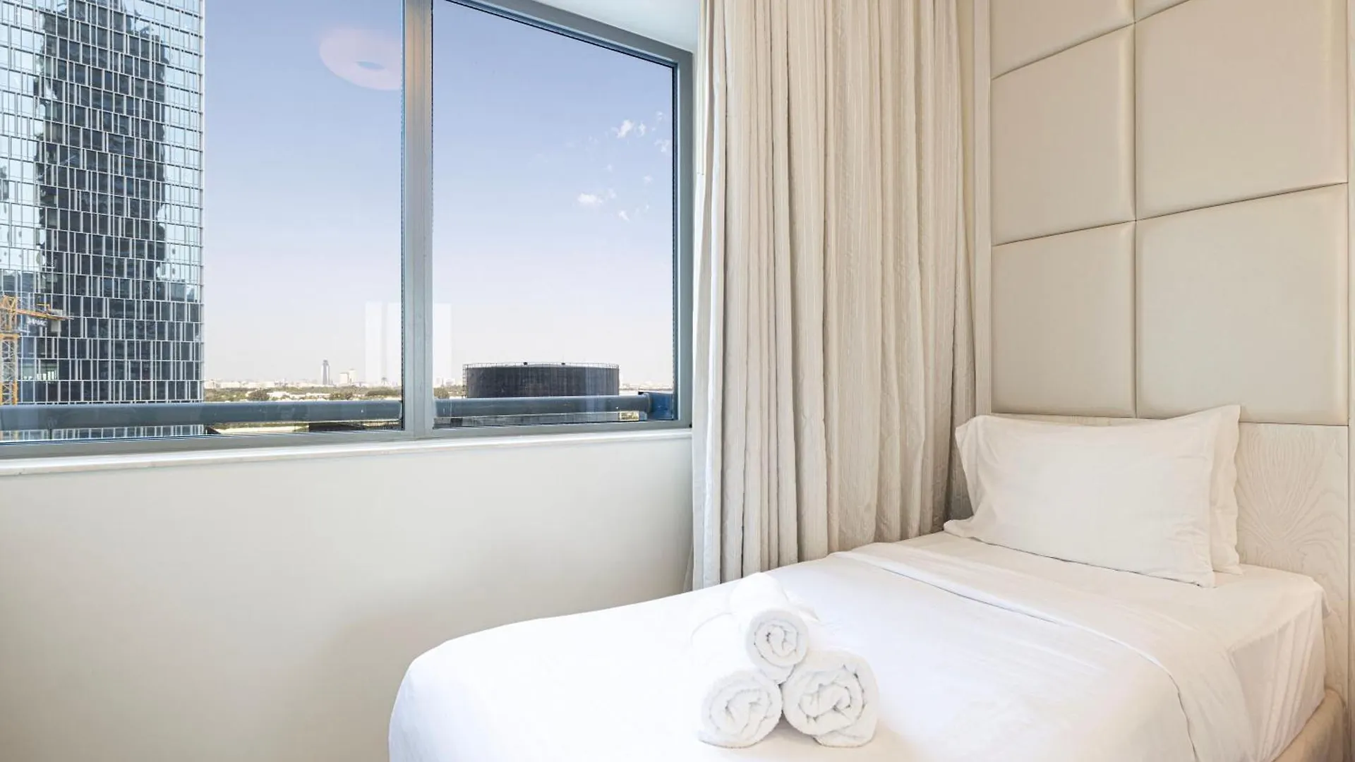 Damac Maison Mall Street! 2 Bedroom, 1-Minute To Dubai Mall!